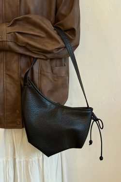 Japanese-Style Retro Soft Leather Horn Bag for Women, Niche Lazy Dumpling Shoulder Crossbody Bag with Large Capacity