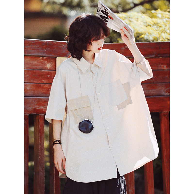 Japanese Style Retro Street Fashion Short Sleeve Shirt for Men & Women with Patch Pockets - Loose Fit Workwear Top Japanese Style Retro Street Fashion Short Sleeve Shirt for Men & Women with Patch Pockets - Loose Fit Workwear Top