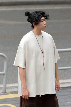 Japanese-Style Small Collar Short-Sleeve T-Shirt for Men - Casual Retro Tee with Hole Design, Loose Fit for Y2K and 90s Vibes