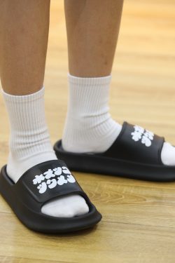 Japanese-Style Thick-Soled Sandals for Men and Women, Soft Indoor Slippers with Non-Slip Sole for Bathroom, Cloud-Like Comfort