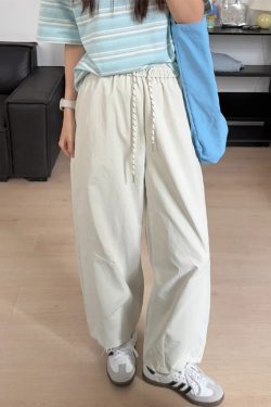 Japanese-Style Women's Balloon Pants - Flattering Loose Wide-Leg Casual Trousers in Small and Plus Sizes