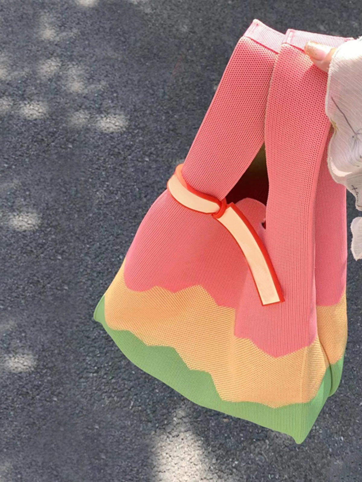 Knitted Textured Rainbow Tote Bag - Trendy Three-Color Handbag for Spring/Summer 2025 Fashion Knitted Textured Rainbow Tote Bag - Trendy Three-Color Handbag for Spring/Summer 2025 Fashion