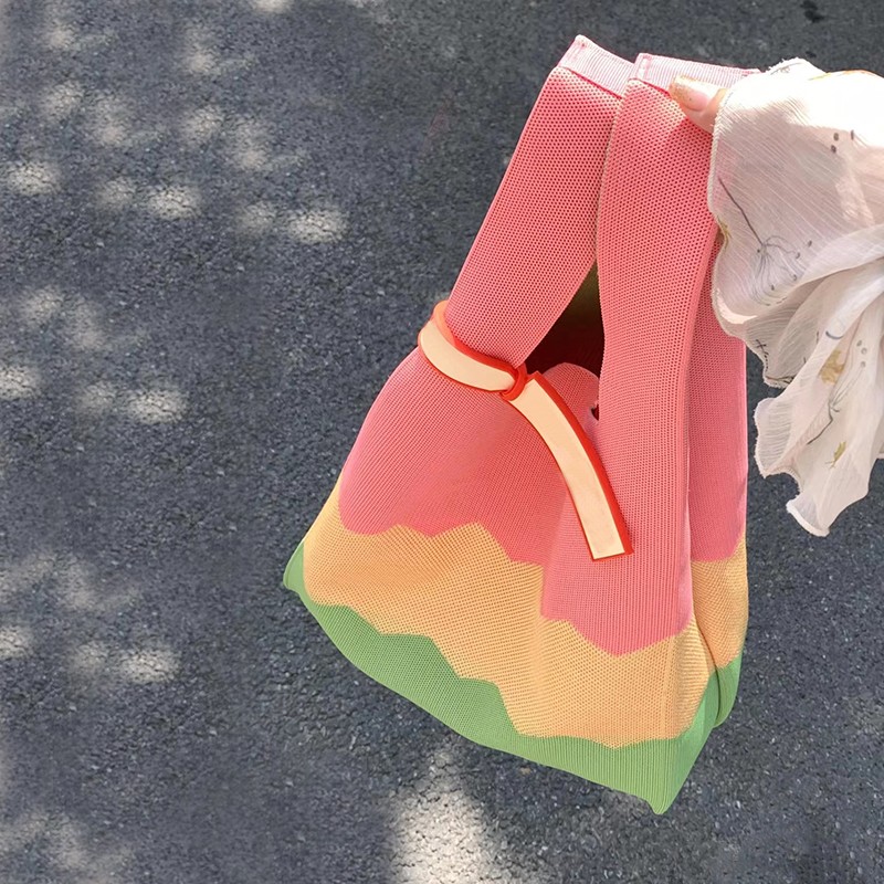 Knitted Textured Rainbow Tote Bag - Trendy Three-Color Handbag for Spring/Summer 2025 Fashion Knitted Textured Rainbow Tote Bag - Trendy Three-Color Handbag for Spring/Summer 2025 Fashion