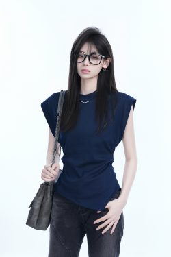 Korean High-End Sleeveless T-Shirt for Women, Slim Fit with Irregular Hem, Trendy Design - Perfect for Casual Chic Looks