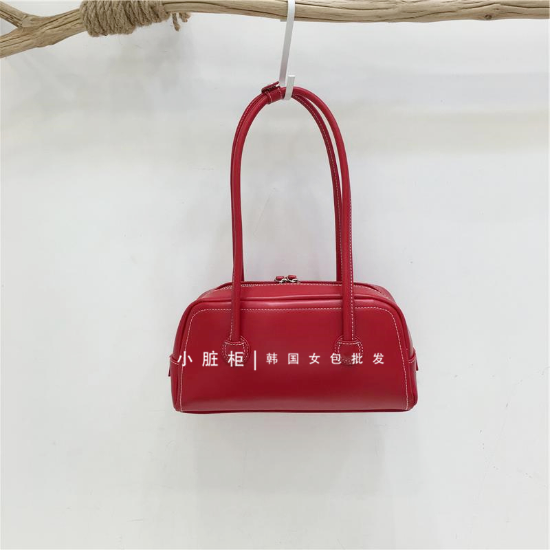 Korean Retro Bowling Bag - 2024 Spring Handheld Shoulder Underarm Boston Bag for Fashionable Niche Style Korean Retro Bowling Bag - 2024 Spring Handheld Shoulder Underarm Boston Bag for Fashionable Niche Style