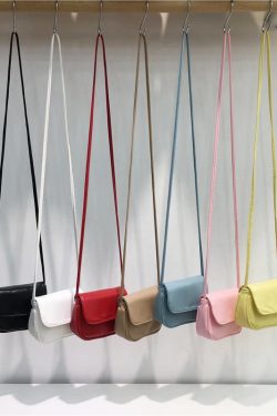 Korean Retro Mini Shoulder Crossbody Bag - Cute Small Square Design for Summer 2024, Fashionable Red Style