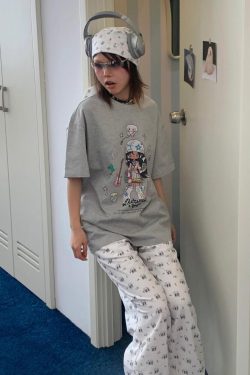 Korean Retro Musician Graphic T-Shirt - Casual Loose Fit, Age-Reducing Design, Pure Cotton Short Sleeve Top