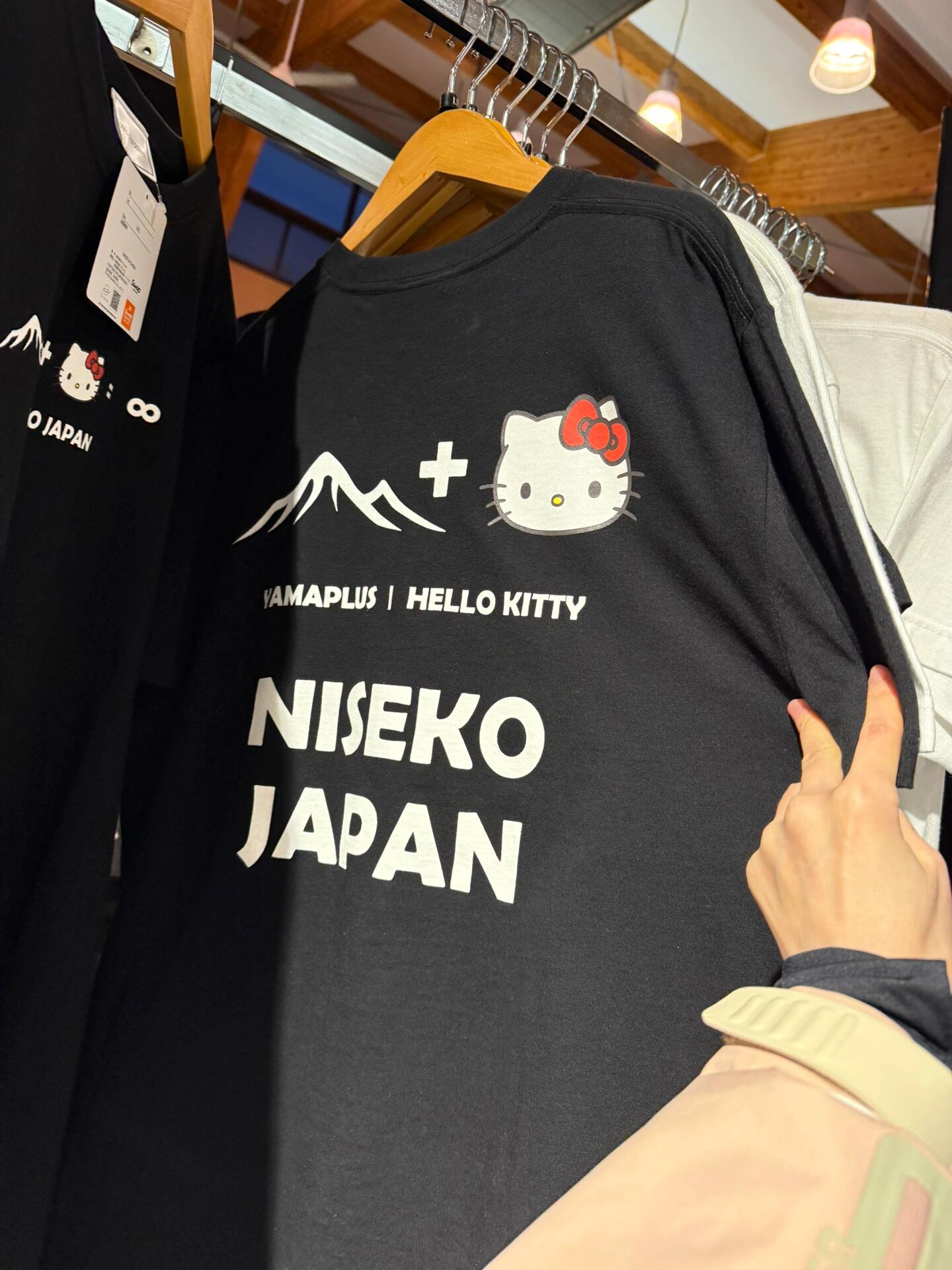 Korean Style 25SS Casual Loose Kitty Print Round Neck Short Sleeve Cotton T-Shirt - Versatile Fashion Staple for Every Wardrobe Korean Style 25SS Casual Loose Kitty Print Round Neck Short Sleeve Cotton T-Shirt - Versatile Fashion Staple for Every Wardrobe