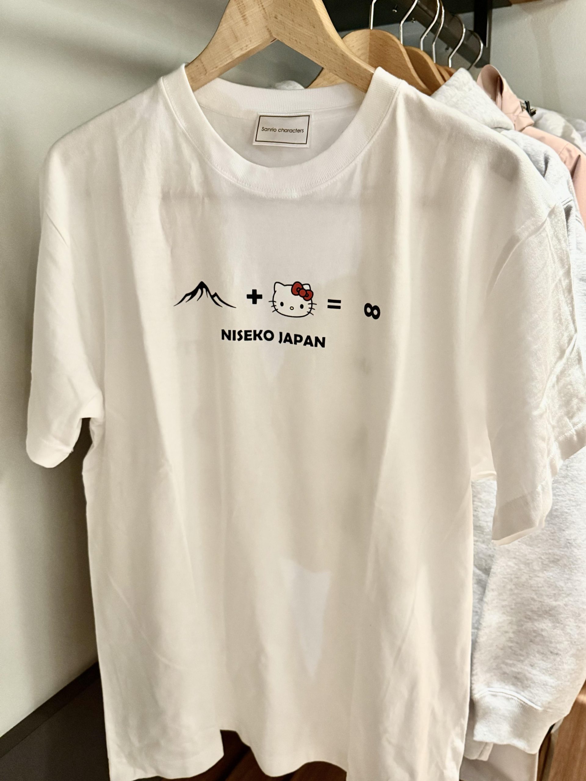 Korean Style 25SS Casual Loose Kitty Print Round Neck Short Sleeve Cotton T-Shirt - Versatile Fashion Staple for Every Wardrobe Korean Style 25SS Casual Loose Kitty Print Round Neck Short Sleeve Cotton T-Shirt - Versatile Fashion Staple for Every Wardrobe