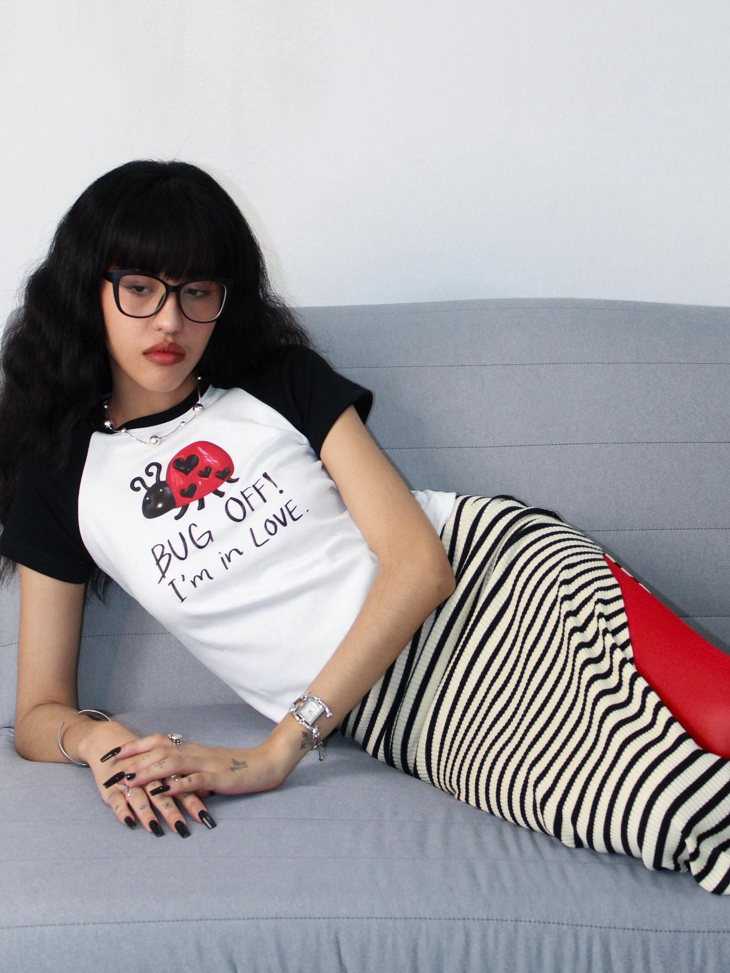 Korean Style Beetle Cartoon Print Color-Blocking Short-Sleeve Slim-Fit High-Stretch Cotton T-Shirt for Trendy Casual Wear Korean Style Beetle Cartoon Print Color-Blocking Short-Sleeve Slim-Fit High-Stretch Cotton T-Shirt for Trendy Casual Wear