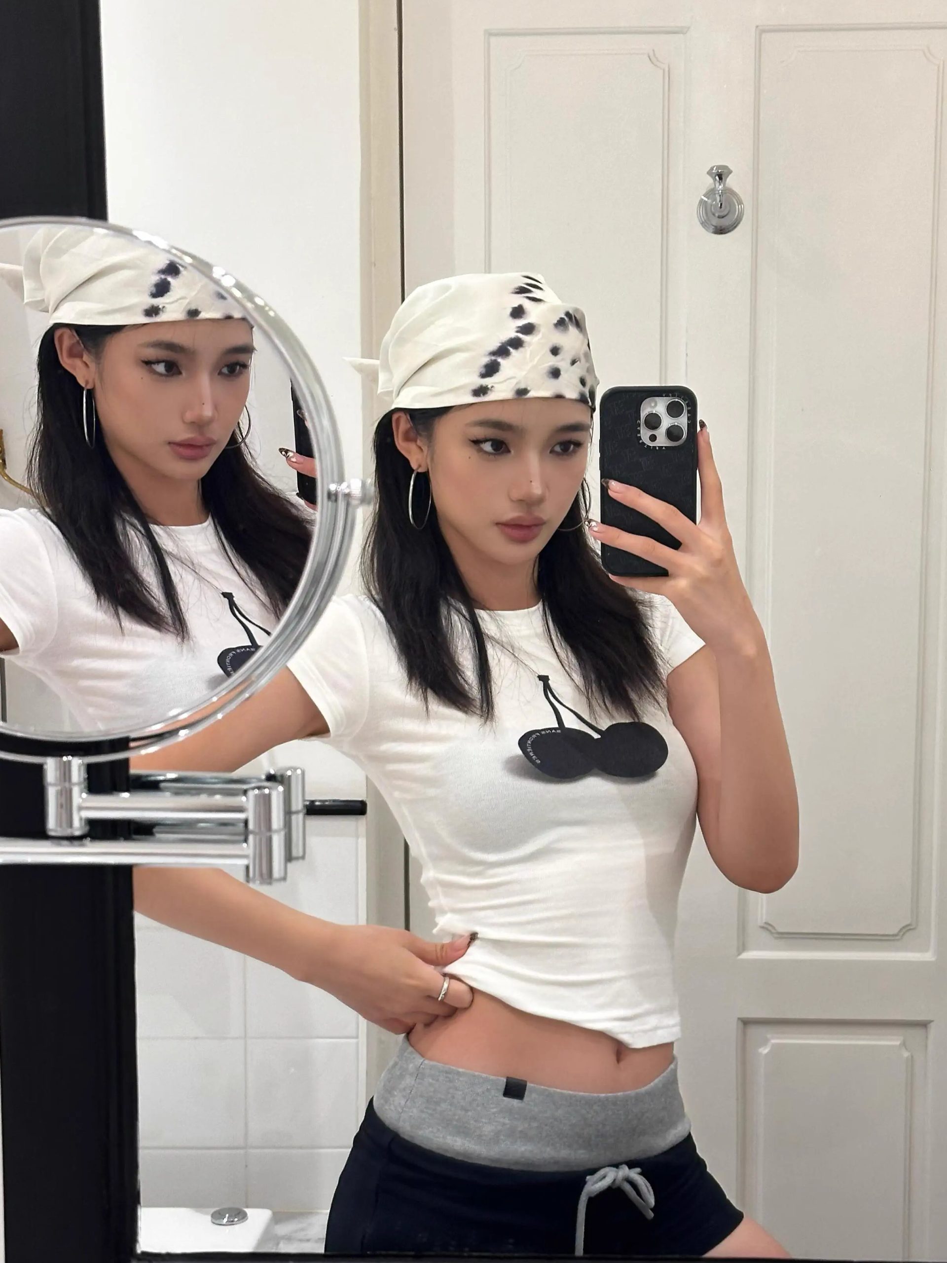 Korean Style Black Cherry Short Sleeve T-Shirt - High Elastic Slim Fit, Pure Cotton, 25SS Trendy Essential Korean Style Black Cherry Short Sleeve T-Shirt - High Elastic Slim Fit, Pure Cotton, 25SS Trendy Essential