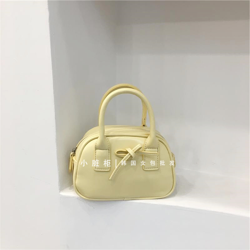 Korean Style Bowknot Handheld Bowling Bag - Small Crossbody Shoulder Bag for Spring 2025 Fashion Korean Style Bowknot Handheld Bowling Bag - Small Crossbody Shoulder Bag for Spring 2025 Fashion