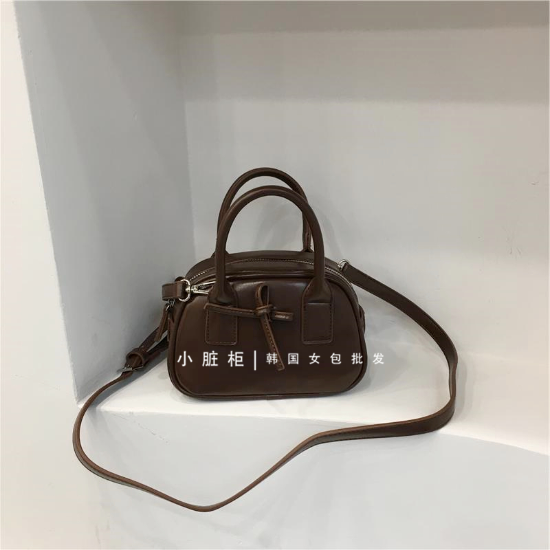 Korean Style Bowknot Handheld Bowling Bag - Small Crossbody Shoulder Bag for Spring 2025 Fashion Korean Style Bowknot Handheld Bowling Bag - Small Crossbody Shoulder Bag for Spring 2025 Fashion