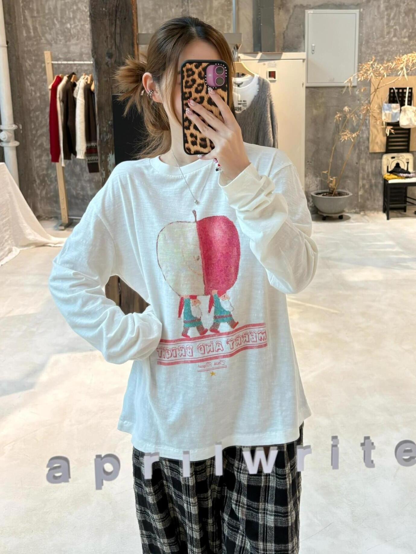 Korean Style Cartoon Print Loose Round Neck Long Sleeve T-Shirt in Soft Bamboo Cotton - Casual & Comfortable Fashion Essential Korean Style Cartoon Print Loose Round Neck Long Sleeve T-Shirt in Soft Bamboo Cotton - Casual & Comfortable Fashion Essential