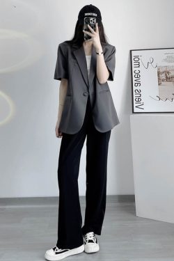 Korean-Style Casual Slimming Gray Oversized Short-Sleeve Blazer for Women - Spring/Summer 2025 Fashion Essential
