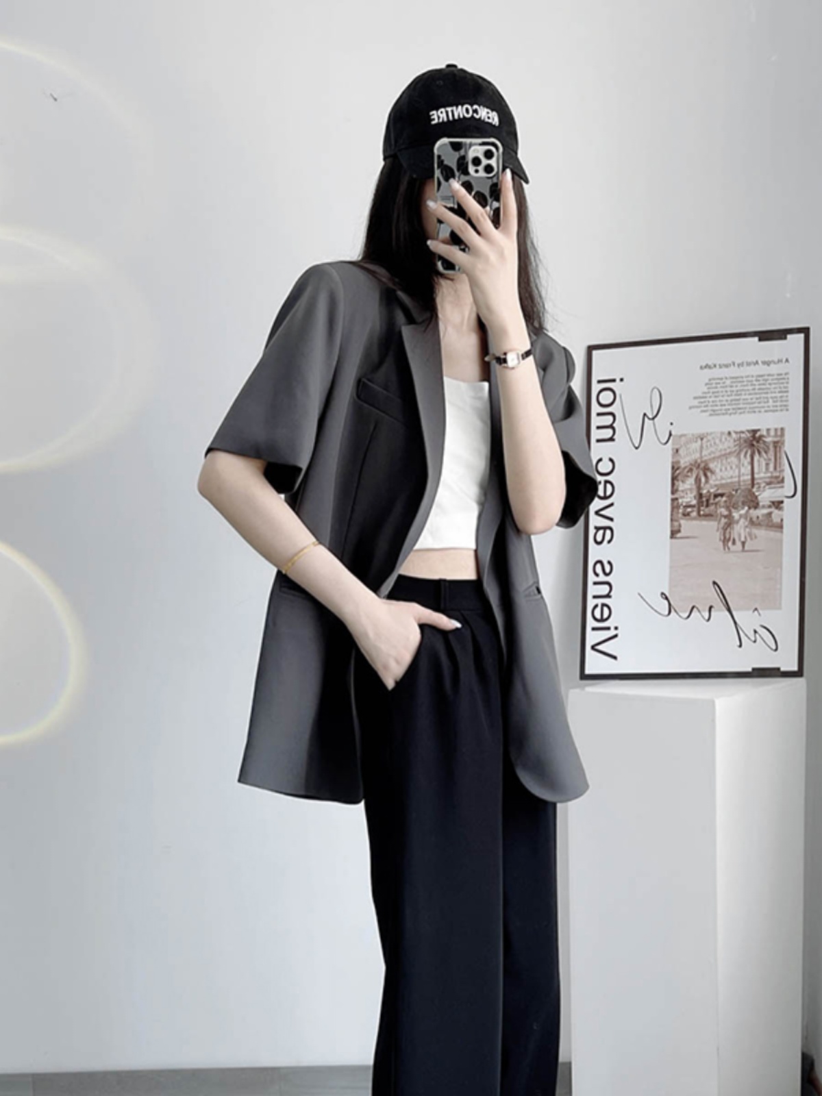 Korean-Style Casual Slimming Gray Oversized Short-Sleeve Blazer for Women - Spring/Summer 2025 Fashion Essential Korean-Style Casual Slimming Gray Oversized Short-Sleeve Blazer for Women - Spring/Summer 2025 Fashion Essential