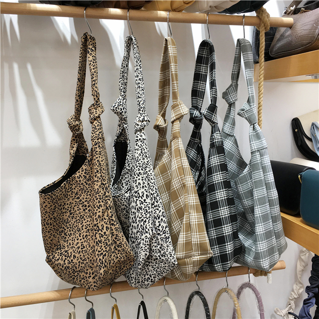 Korean Style Checkered Leopard Print Casual Summer Shoulder Bag - Versatile Literary Aesthetic for Instagram and Everyday Use Korean Style Checkered Leopard Print Casual Summer Shoulder Bag - Versatile Literary Aesthetic for Instagram and Everyday Use