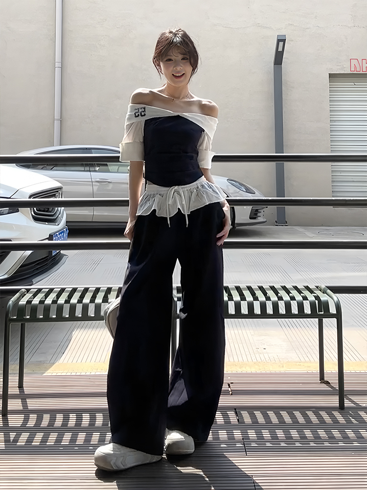 Korean-Style Color-Blocking One-Shoulder Sports Suit for Women, Summer Ruffled Hem Top & Curved Pants Two-Piece Set Korean-Style Color-Blocking One-Shoulder Sports Suit for Women, Summer Ruffled Hem Top & Curved Pants Two-Piece Set
