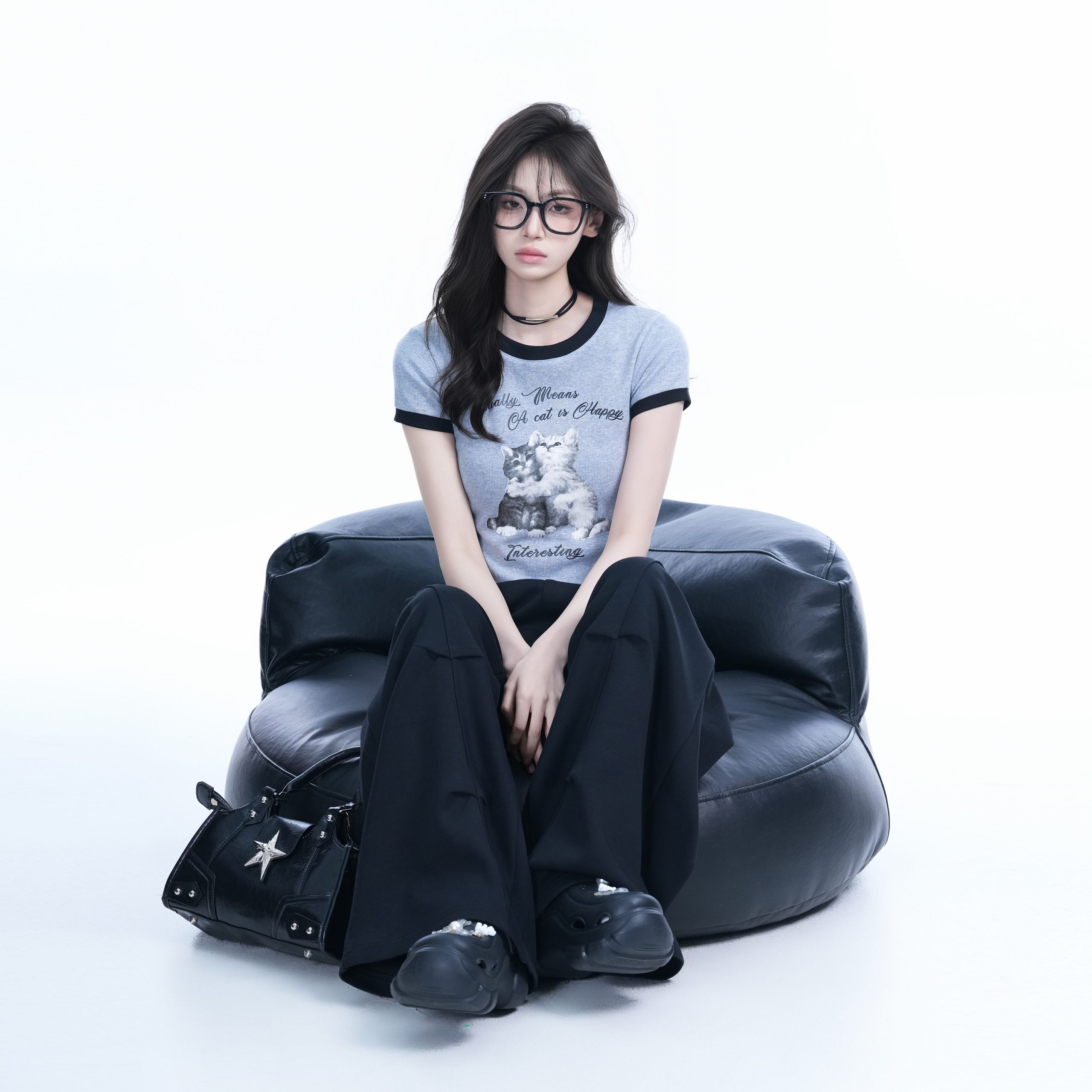 Korean Style Cute Gray Short-Sleeve T-Shirt for Women, Slim Fit Flattering Sweet Girl Top, Casual Y2K Fashion Tee Korean Style Cute Gray Short-Sleeve T-Shirt for Women, Slim Fit Flattering Sweet Girl Top, Casual Y2K Fashion Tee