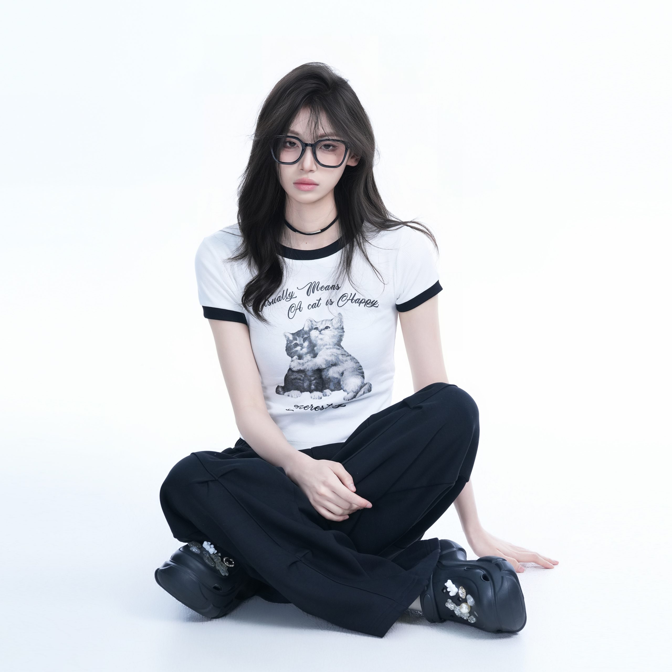 Korean Style Cute Gray Short-Sleeve T-Shirt for Women, Slim Fit Flattering Sweet Girl Top, Casual Y2K Fashion Tee Korean Style Cute Gray Short-Sleeve T-Shirt for Women, Slim Fit Flattering Sweet Girl Top, Casual Y2K Fashion Tee