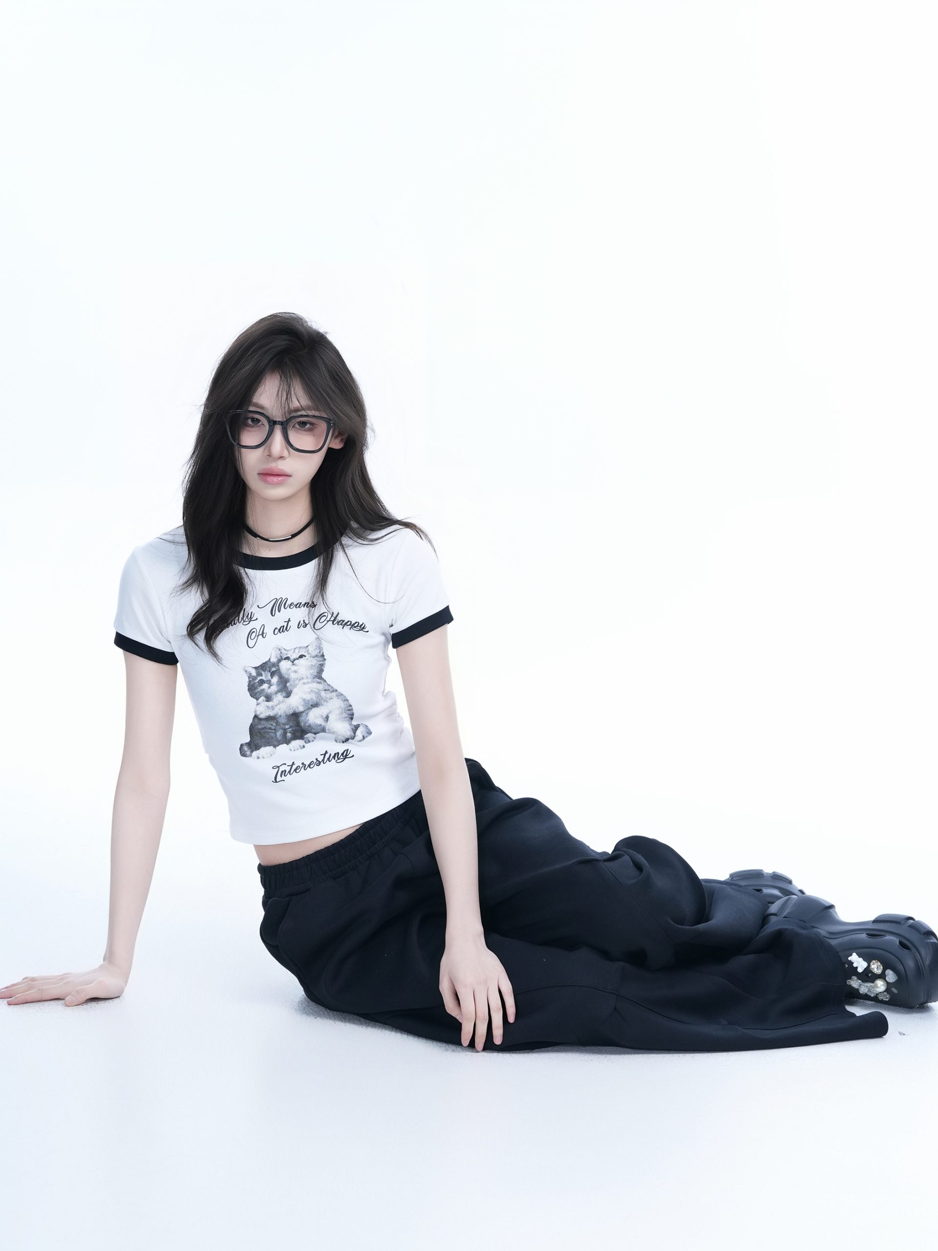 Korean Style Cute Gray Short-Sleeve T-Shirt for Women, Slim Fit Flattering Sweet Girl Top, Casual Y2K Fashion Tee Korean Style Cute Gray Short-Sleeve T-Shirt for Women, Slim Fit Flattering Sweet Girl Top, Casual Y2K Fashion Tee