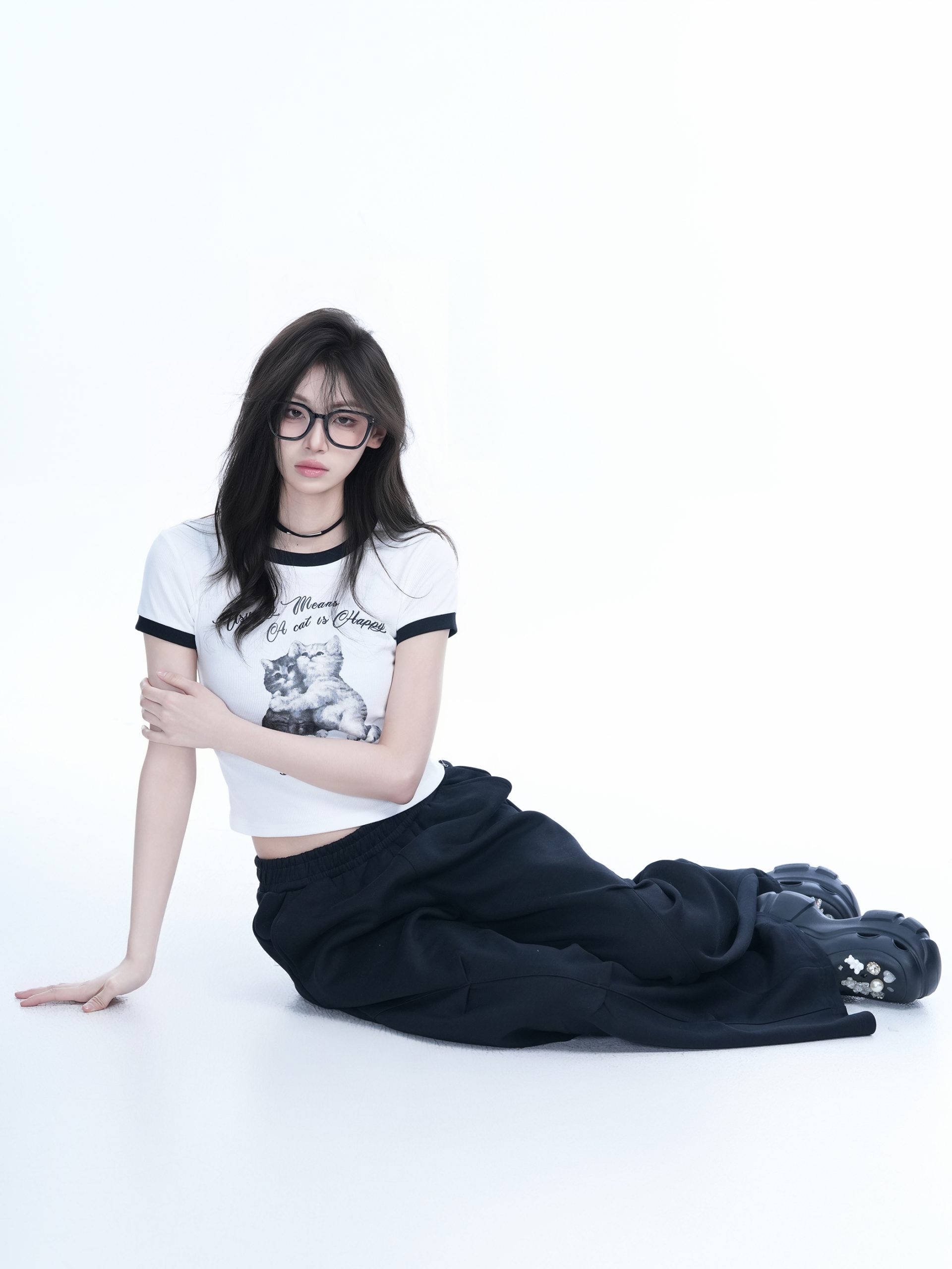 Korean Style Cute Gray Short-Sleeve T-Shirt for Women, Slim Fit Flattering Sweet Girl Top, Casual Y2K Fashion Tee Korean Style Cute Gray Short-Sleeve T-Shirt for Women, Slim Fit Flattering Sweet Girl Top, Casual Y2K Fashion Tee