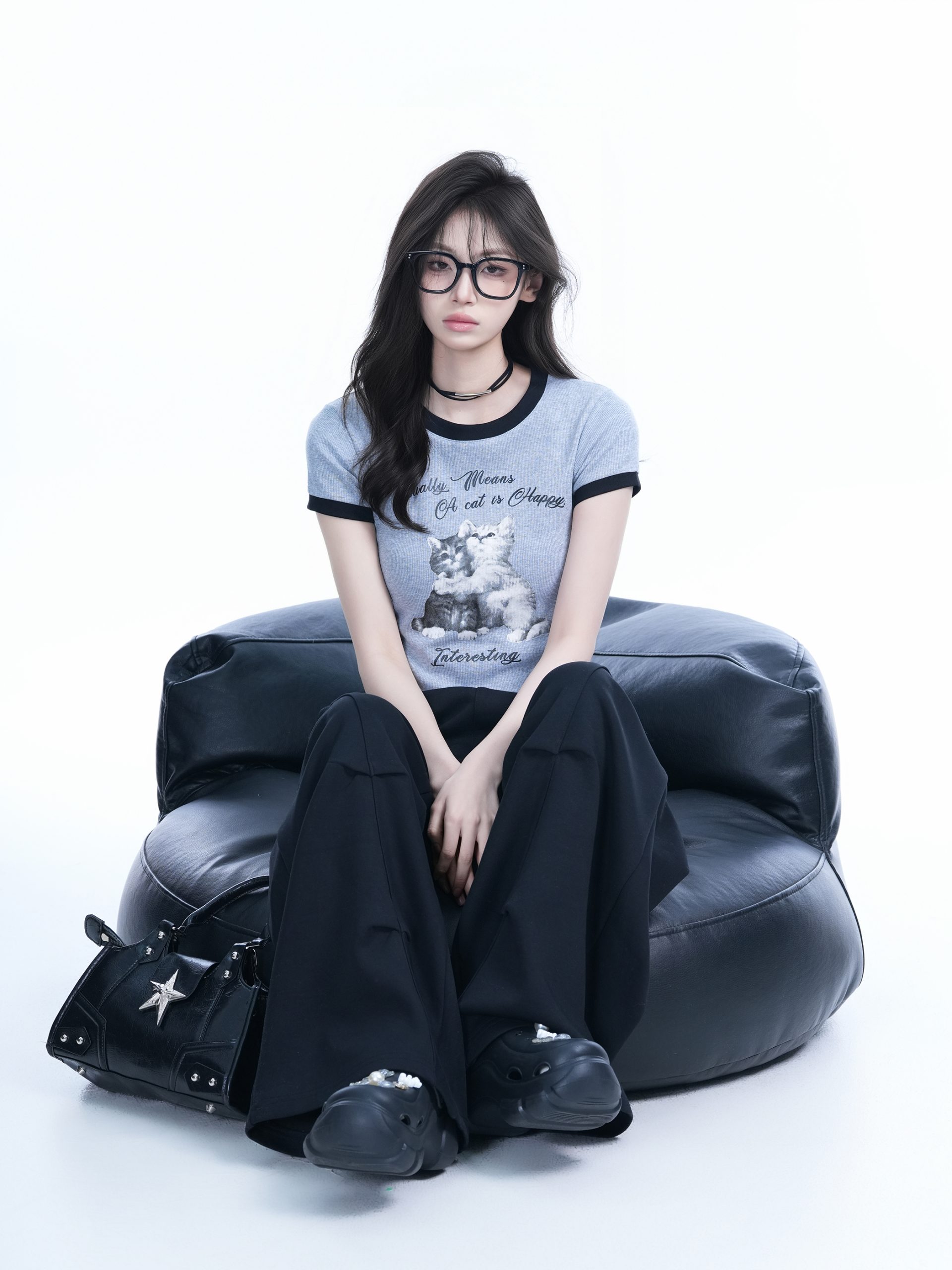 Korean Style Cute Gray Short-Sleeve T-Shirt for Women, Slim Fit Flattering Sweet Girl Top, Casual Y2K Fashion Tee Korean Style Cute Gray Short-Sleeve T-Shirt for Women, Slim Fit Flattering Sweet Girl Top, Casual Y2K Fashion Tee