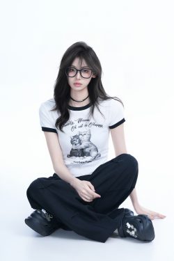 Korean Style Cute Gray Short-Sleeve T-Shirt for Women, Slim Fit Flattering Sweet Girl Top, Casual Y2K Fashion Tee