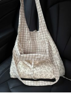 Korean-Style Floral Mesh Vest Tote Bag - Large Capacity Commuter Shoulder Bag for Students, Artistic Design, Fairy Aesthetic