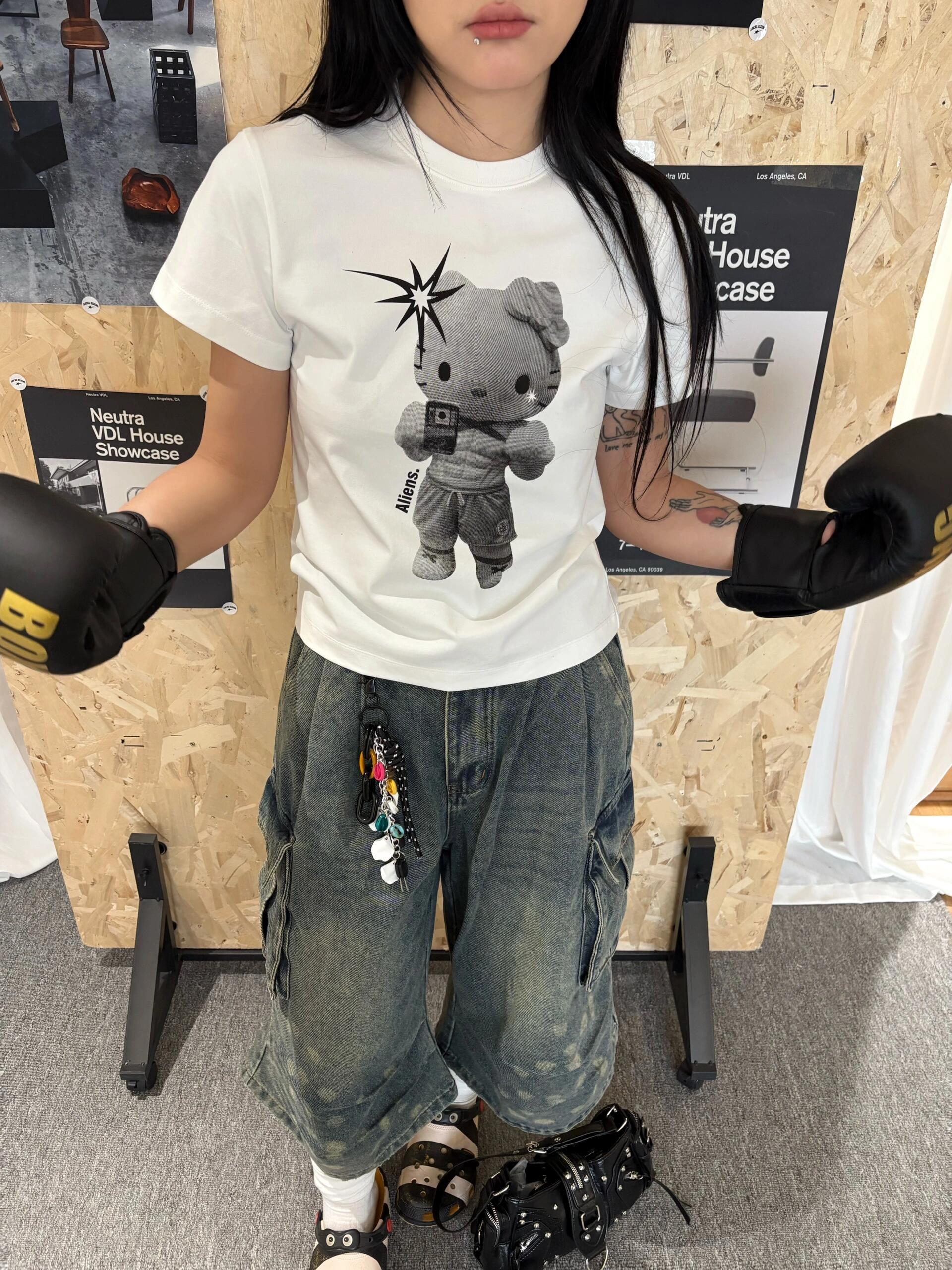 Korean Style Kitty Cartoon Print Fitted Cotton Fitness Top - High Elastic Slim Short Sweet Girl's Tee Korean Style Kitty Cartoon Print Fitted Cotton Fitness Top - High Elastic Slim Short Sweet Girl's Tee