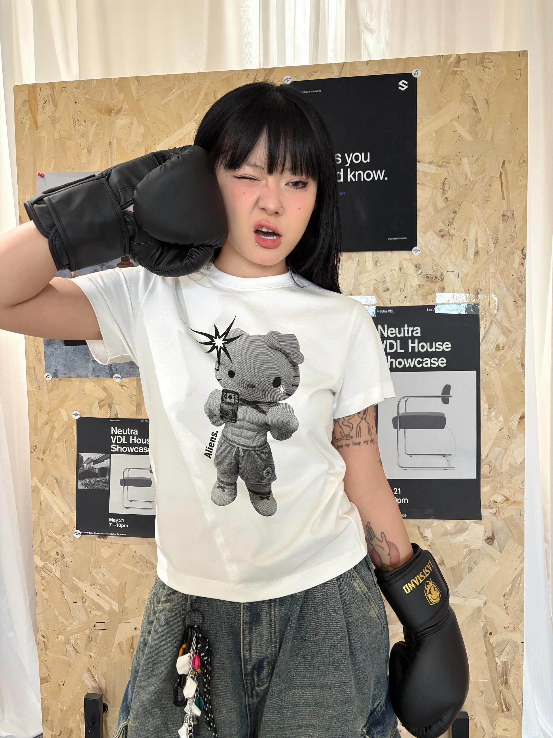 Korean Style Kitty Cartoon Print Fitted Cotton Fitness Top - High Elastic Slim Short Sweet Girl's Tee Korean Style Kitty Cartoon Print Fitted Cotton Fitness Top - High Elastic Slim Short Sweet Girl's Tee