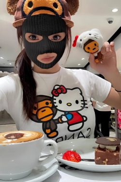 Korean Style Kitty Cat Printed Slim-Fit Round Neck Short Sleeve T-Shirt for Women - Age-Reducing Pure Cotton 25SS