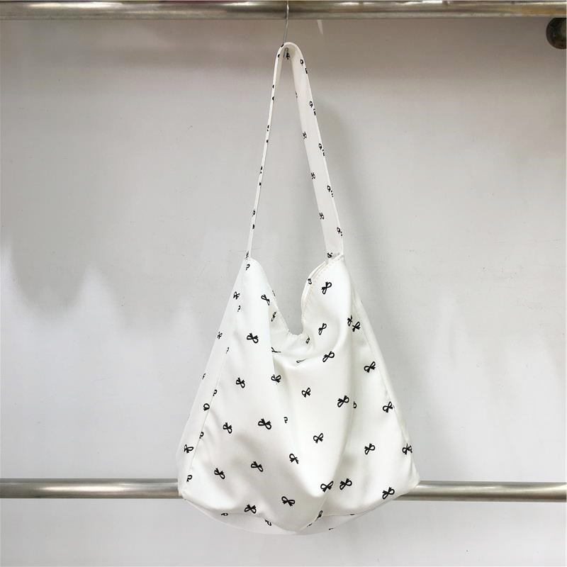 Korean Style Leopard Print Canvas Tote Bag - Large Capacity Casual Shoulder Bag for Students and Everyday Use Korean Style Leopard Print Canvas Tote Bag - Large Capacity Casual Shoulder Bag for Students and Everyday Use