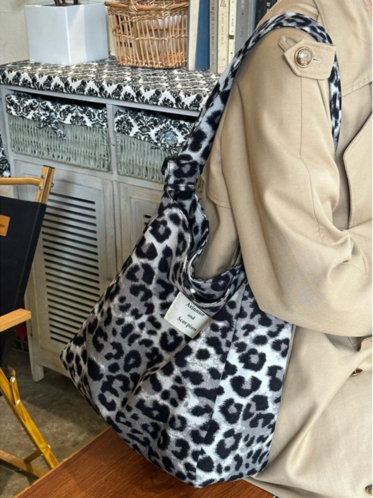 Korean-Style Leopard Print Wool Tote Bag for Women | Large Capacity Mother-Daughter Shoulder Crossbody Bag Korean-Style Leopard Print Wool Tote Bag for Women | Large Capacity Mother-Daughter Shoulder Crossbody Bag