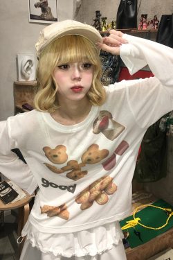 Korean Style Long Sleeve T-Shirt for Women - Spring Bear Dessert Print, Thin Sun Protection Cover-Up, Loose Casual Top
