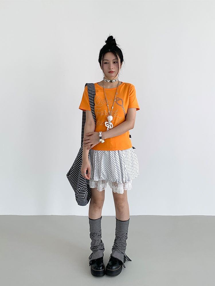 Korean-Style Love Key Rhinestone Short Sleeve Top for Women - Casual Cool Regular Fit Fashion Tee Korean-Style Love Key Rhinestone Short Sleeve Top for Women - Casual Cool Regular Fit Fashion Tee