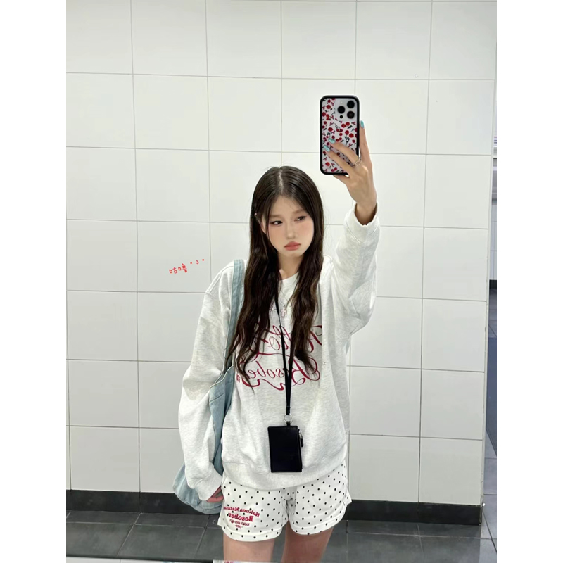 Korean-Style Mini Coin Purse 2025 - Versatile Red Square Neck-Hanging Card Holder Bag with Niche Design Korean-Style Mini Coin Purse 2025 - Versatile Red Square Neck-Hanging Card Holder Bag with Niche Design