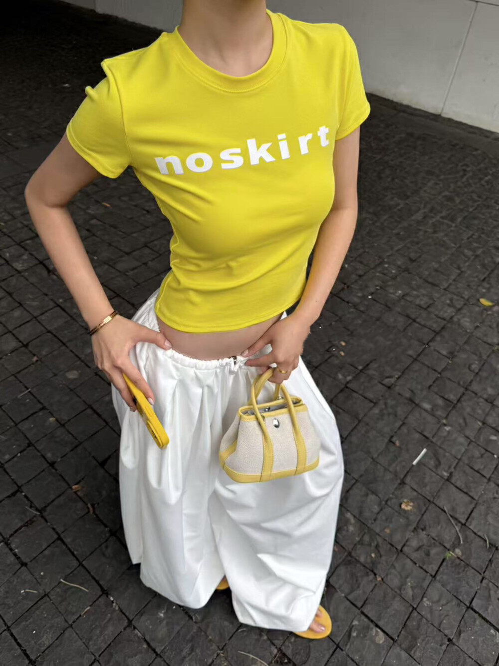 Korean Style Minimalist Letter Print Fitted Short-Sleeve High-Stretch Cotton T-Shirt for Women Korean Style Minimalist Letter Print Fitted Short-Sleeve High-Stretch Cotton T-Shirt for Women