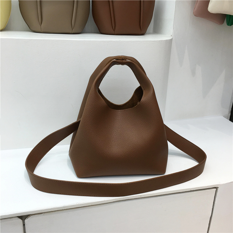 Korean Style Minimalist Retro Vegetable Basket Tote Bag - Commuter Bucket Crossbody Bag for Everyday Use Korean Style Minimalist Retro Vegetable Basket Tote Bag - Commuter Bucket Crossbody Bag for Everyday Use