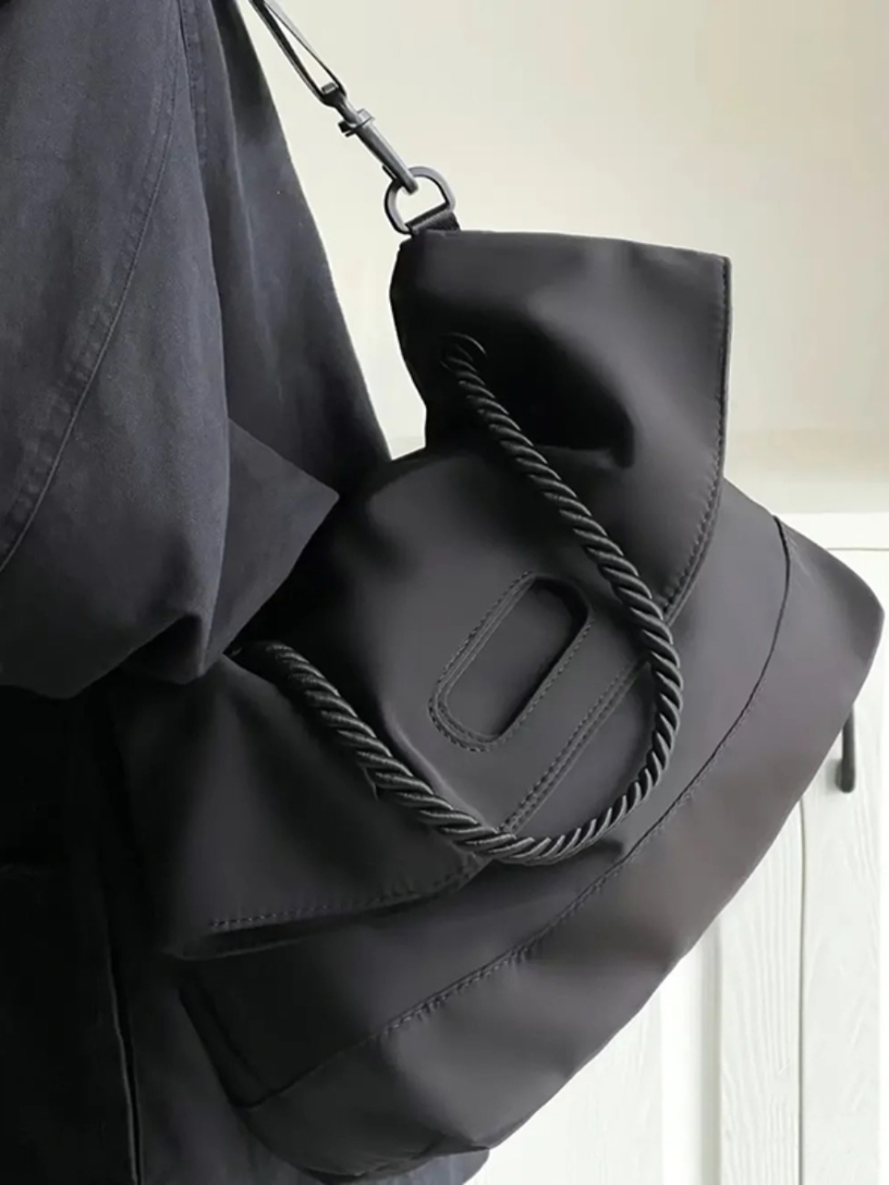 Korean Style Nylon Shoulder Bag for Women, Versatile Large Capacity Tote for Commuting, Classes, and Everyday Use Korean Style Nylon Shoulder Bag for Women, Versatile Large Capacity Tote for Commuting, Classes, and Everyday Use