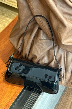 Korean Style Patent Leather Baguette Bag 2025 - Simple Underarm Shoulder Handbag for Commuting, Chic High-End Fashion Accessory