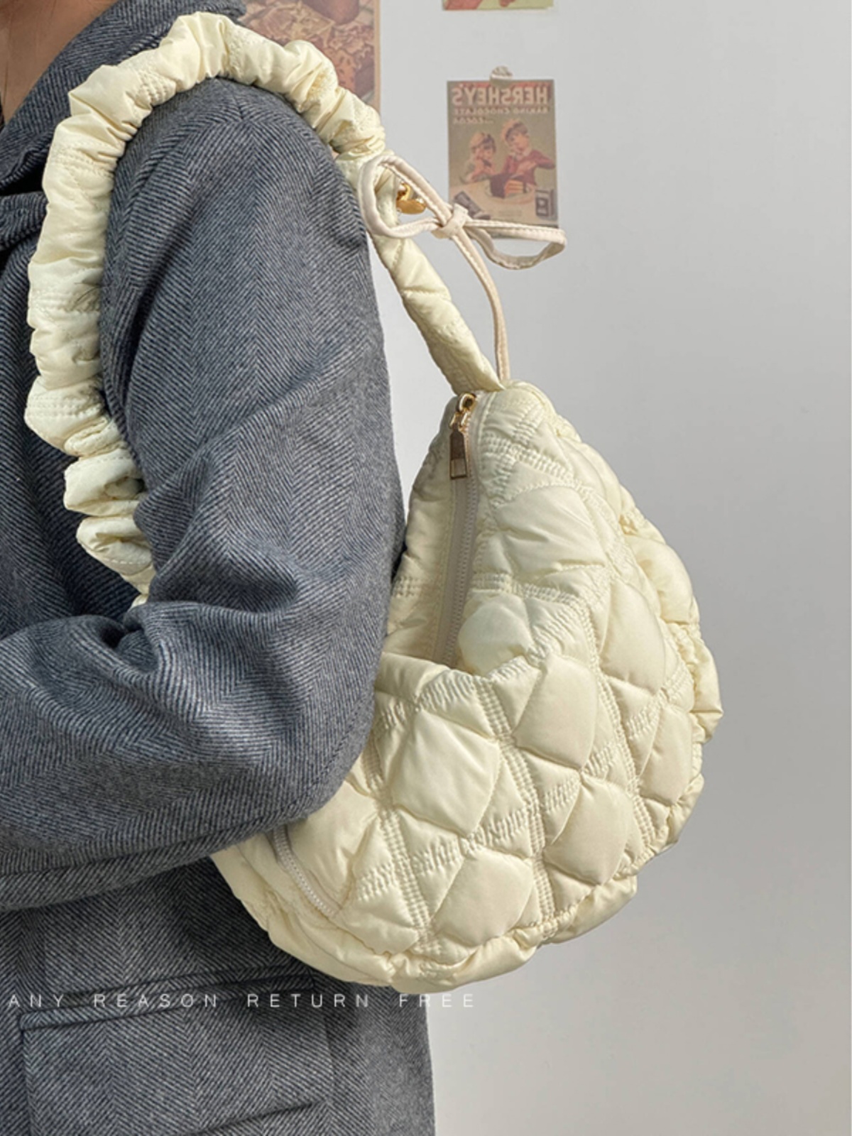 Korean-Style Pleated Dumpling Bag for Women, Large Capacity Lightweight Cloud Underarm Crossbody Bag Korean-Style Pleated Dumpling Bag for Women, Large Capacity Lightweight Cloud Underarm Crossbody Bag