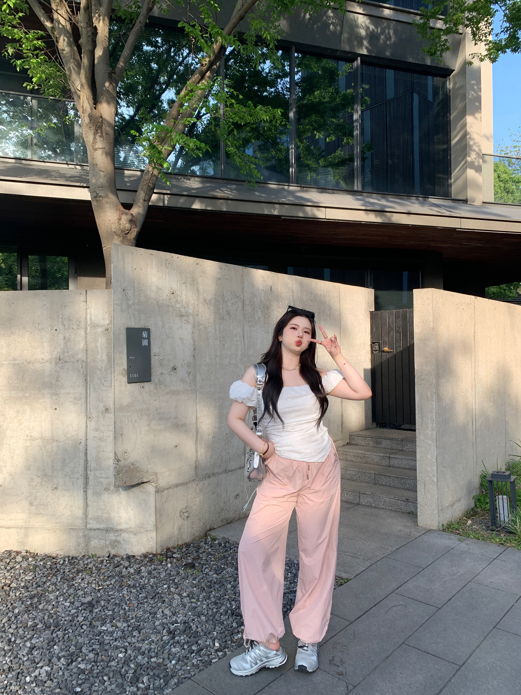 Korean Style Plus Size Ultra-Thin Cargo Pants for Women - Casual Outdoor Mountaineering Feu Parachute Design Korean Style Plus Size Ultra-Thin Cargo Pants for Women - Casual Outdoor Mountaineering Feu Parachute Design