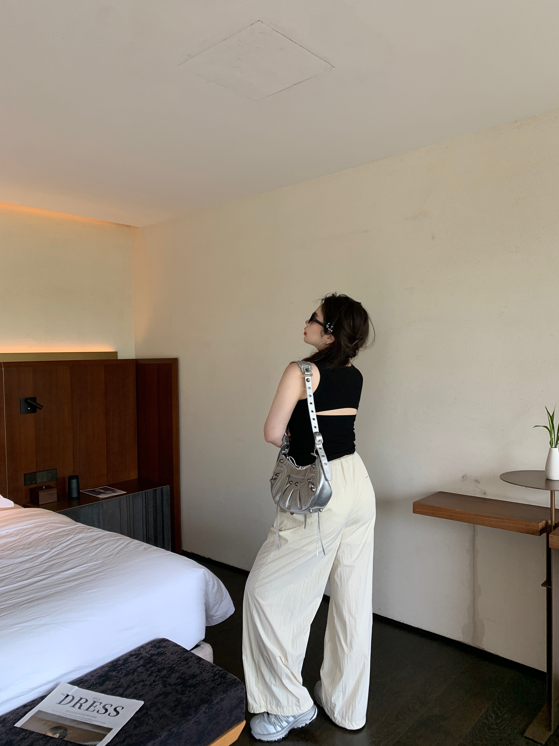 Korean Style Plus Size Ultra-Thin Cargo Pants for Women - Casual Outdoor Mountaineering Feu Parachute Design Korean Style Plus Size Ultra-Thin Cargo Pants for Women - Casual Outdoor Mountaineering Feu Parachute Design