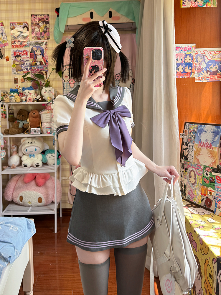 Korean-Style Pudding Bear Bodycon Top for Women - Slimming Summer Uniform in Sweet and Spicy College Style Korean-Style Pudding Bear Bodycon Top for Women - Slimming Summer Uniform in Sweet and Spicy College Style