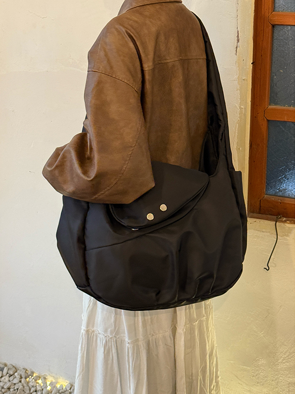 Korean-Style Retro Nylon Tote Bag, Large Capacity Messenger Bag for Commuting - Unisex Design, 2025 Trend Korean-Style Retro Nylon Tote Bag, Large Capacity Messenger Bag for Commuting - Unisex Design, 2025 Trend