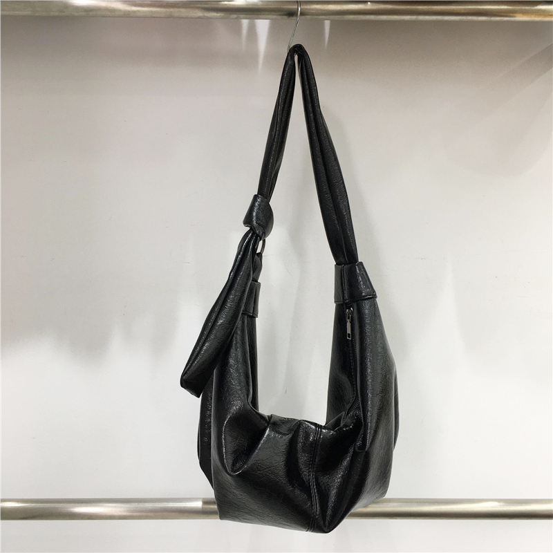 Korean-Style Retro Soft Leather Dumpling Bag - Large Capacity, Wrinkled Design, Casual Versatile Shoulder & Crossbody Bag Korean-Style Retro Soft Leather Dumpling Bag - Large Capacity, Wrinkled Design, Casual Versatile Shoulder & Crossbody Bag