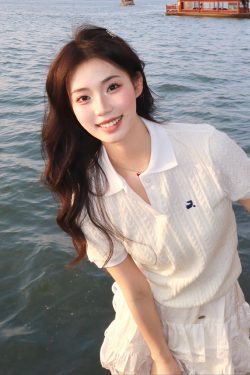 Korean-Style Retro Twisted Knit Short Sleeve Women's Summer Polo Shirt - Slim Fit White Top for Casual Chic Look