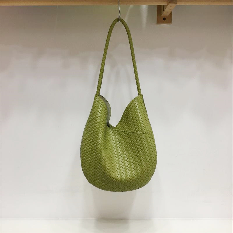 Korean Style Retro Woven Texture Handbag - Soft Leather Fashionable High-Quality Shoulder Tote Bag Korean Style Retro Woven Texture Handbag - Soft Leather Fashionable High-Quality Shoulder Tote Bag