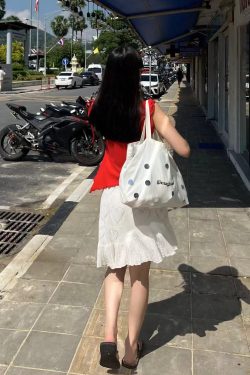 Korean Style Sequined Letter Canvas Tote Bag - Large Capacity Fashionable Shoulder Handbag for Everyday Commuting